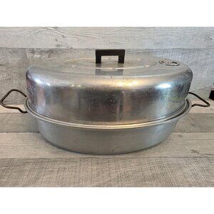Vintage Wear-Ever Aluminum Oval Roaster With Lid & Handles